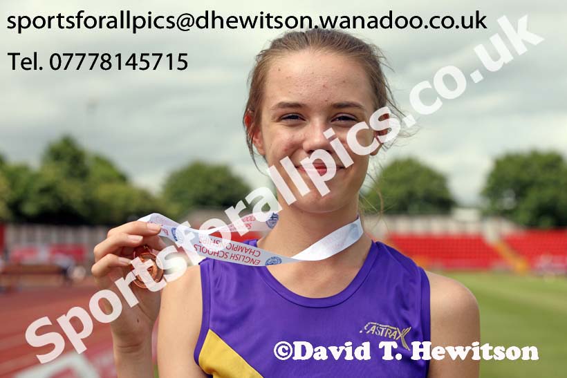 Junior girls high jump, 2015 English Schools Track and Field Champs., Gateshead Stadium. Photo: David T. Hewitson/Sports for All Pics